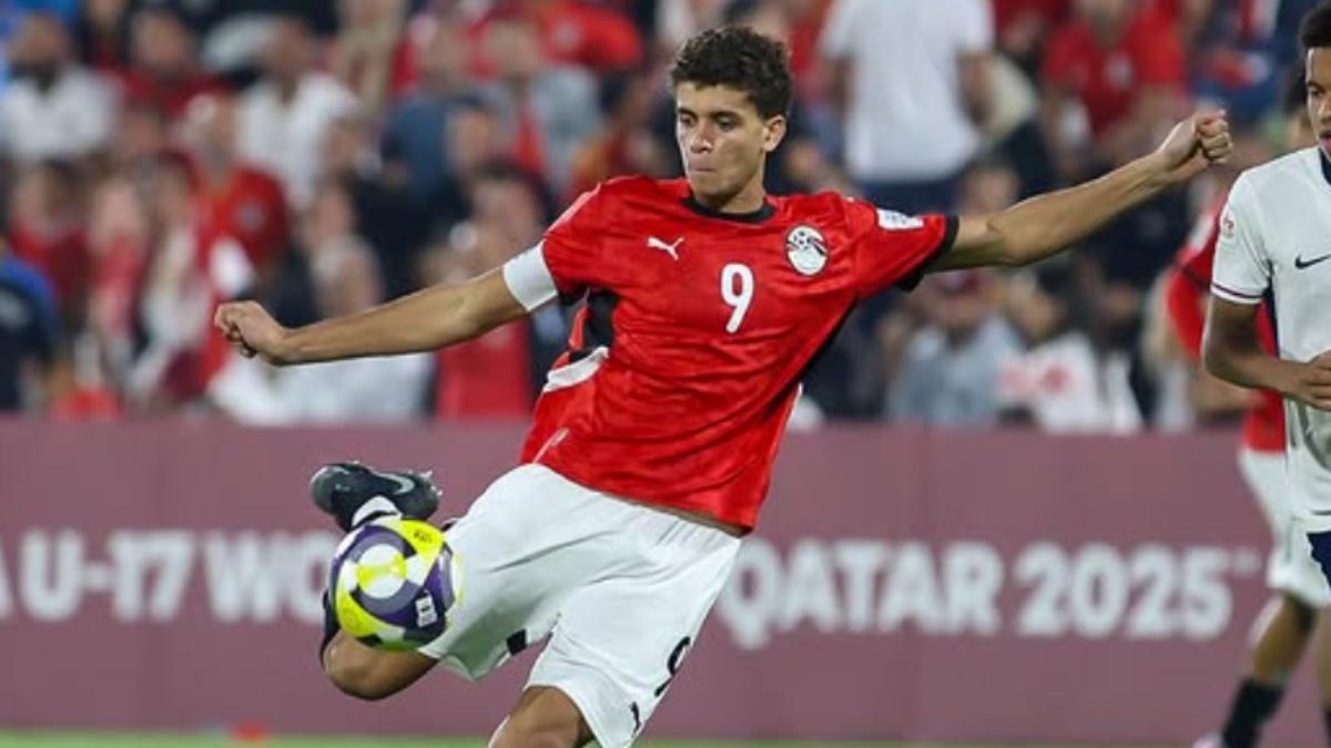 Hamza Abdelkarim disputando en Mundial sub-17 con Egipto