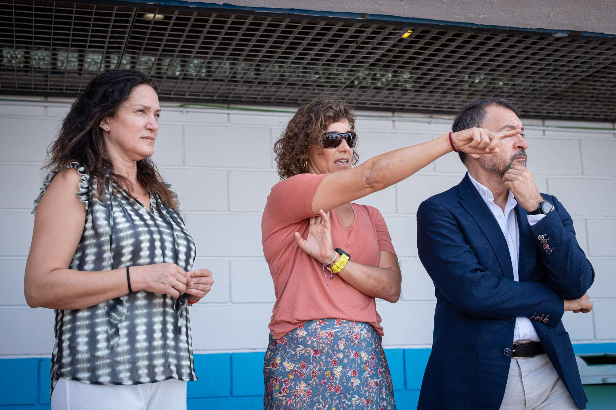 Cursillos de natación en la piscina municipal de Santa Cruz