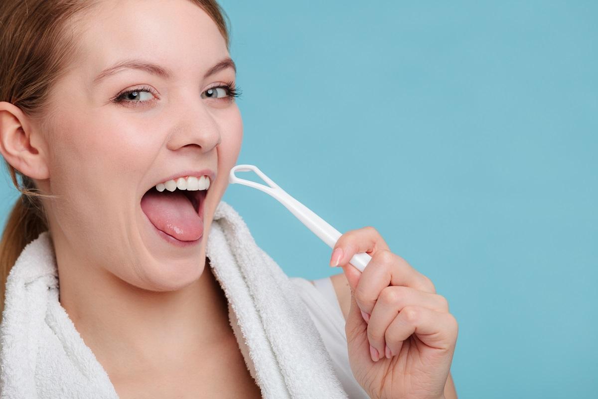 The tongue should be cleaned during oral hygiene.