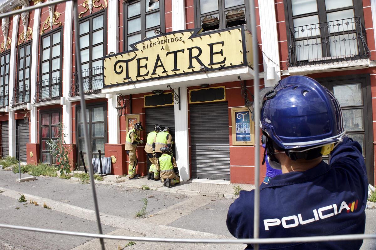 Inspección de peritos en la discoteca Teatre y La Fonda