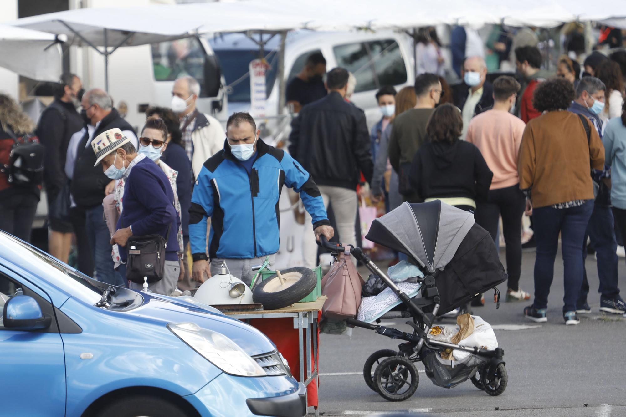 El rastro de Gijón vuelve a su organización habitual