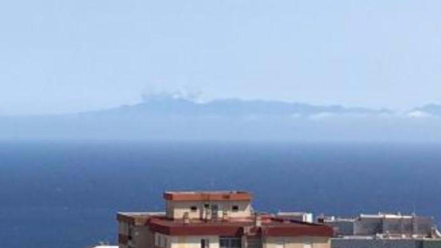 El incendio, visto desde Tenerife
