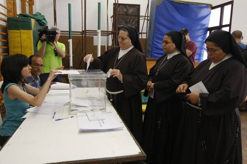 FOTOGALERÍA / LA JORNADA ELECTORAL EN CÓRDOBA