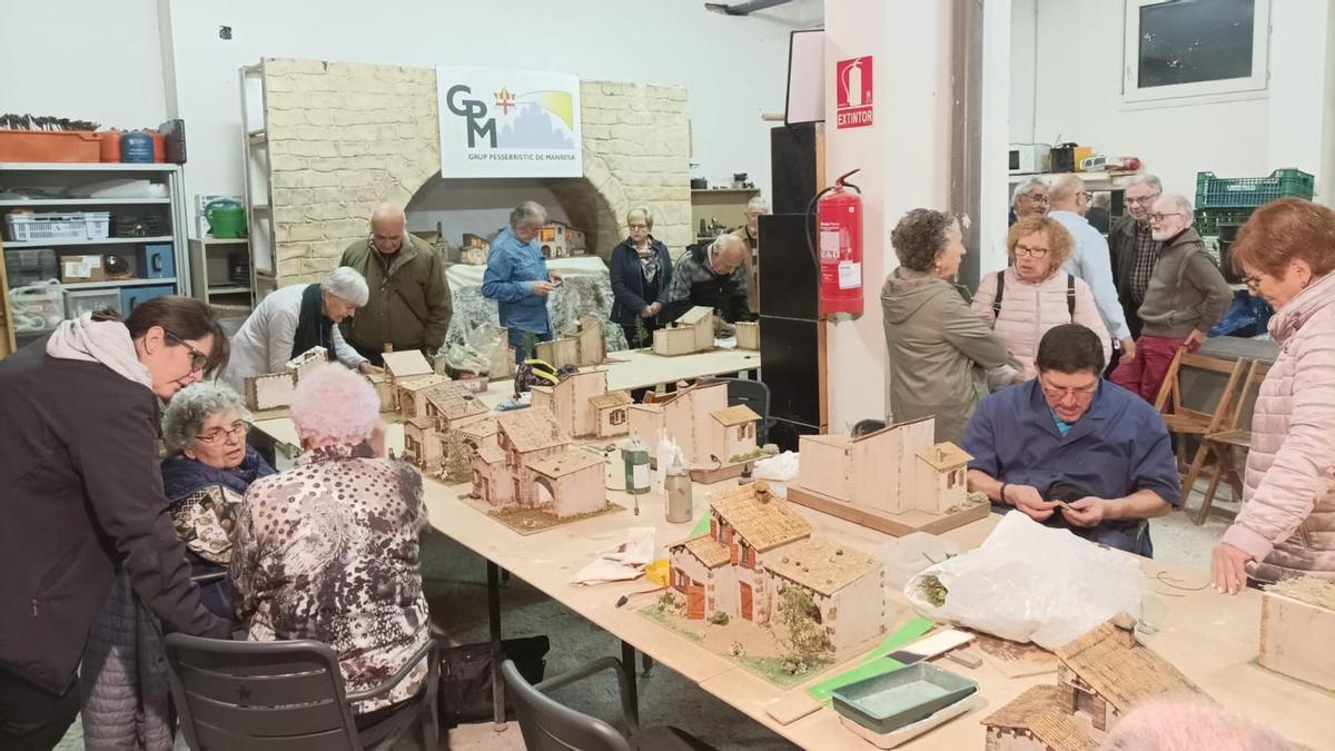 Participants en un curset organitzat l'any passat