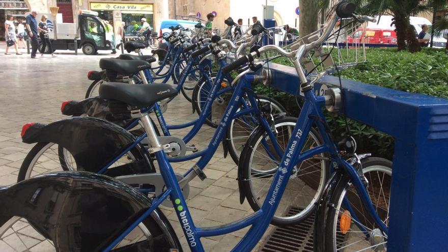 Bicicletas del servicio municipal.