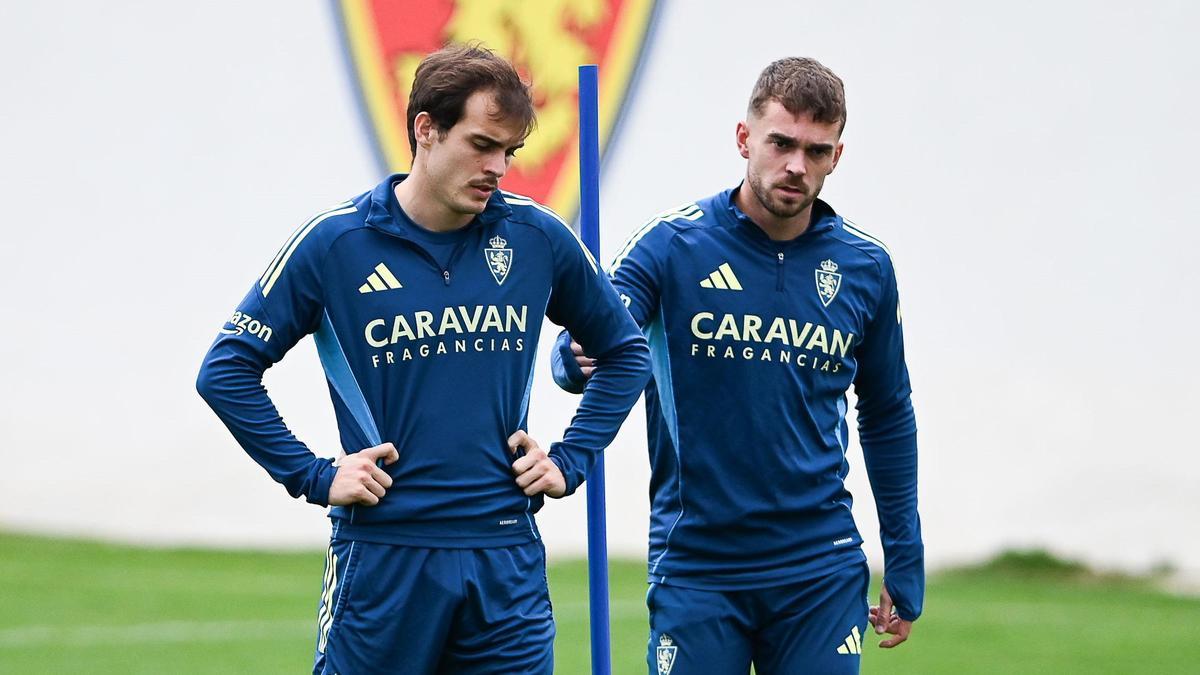 Soberón, junto a Francho, en un entrenamiento.