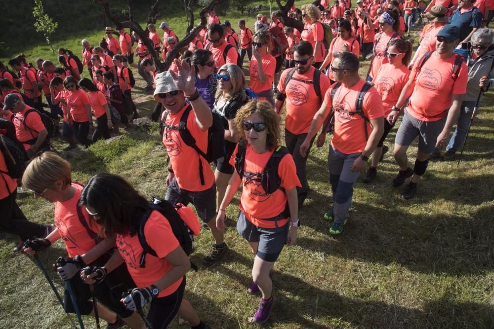 Més de dues mil persones participen a la caminada