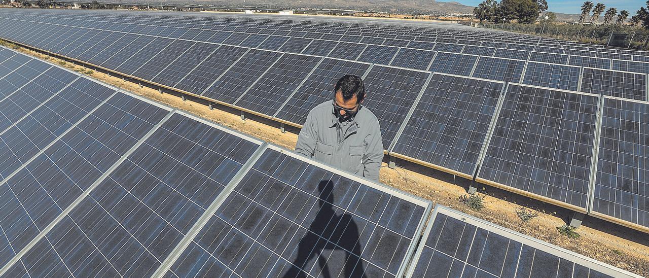 Castellón proyecta 64 parques solares, de los que una decena se ubicarán en Vall d&#039;Alba.