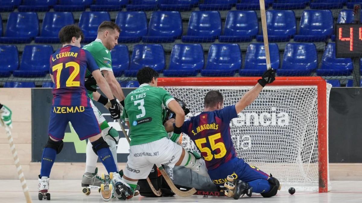 Acción del encuentro entre Barça y Liceo