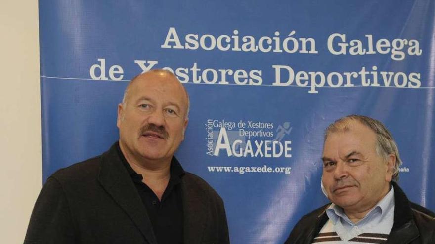 Eduardo Blanco, a la izquierda, en la presentación del Congreso Galego de Xestión Deportiva de 2012.