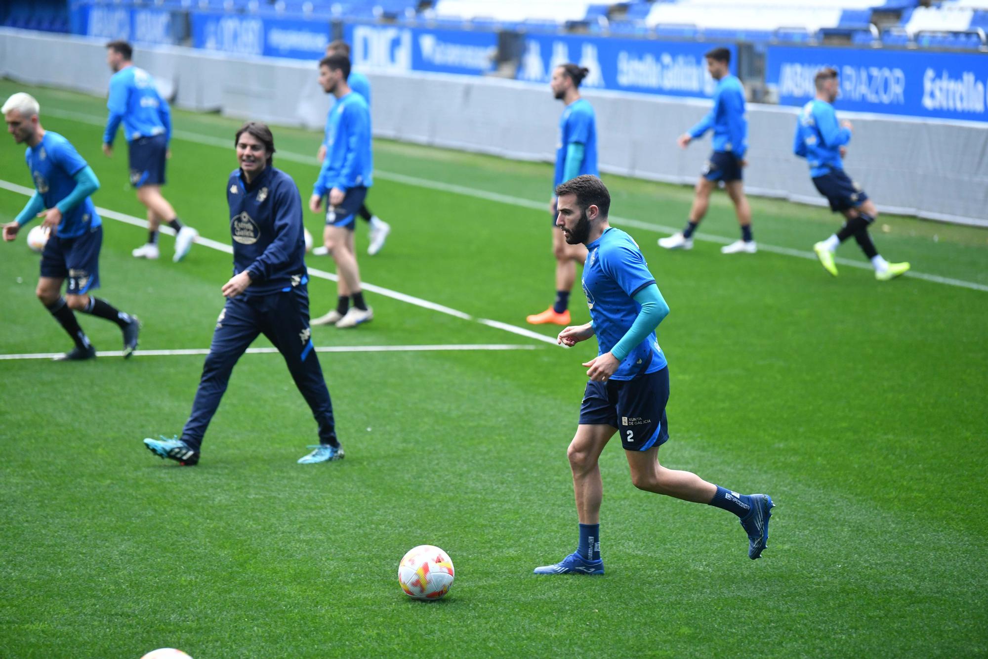 Deportivo | Primera sesión de la semana en el estadio de Riazor