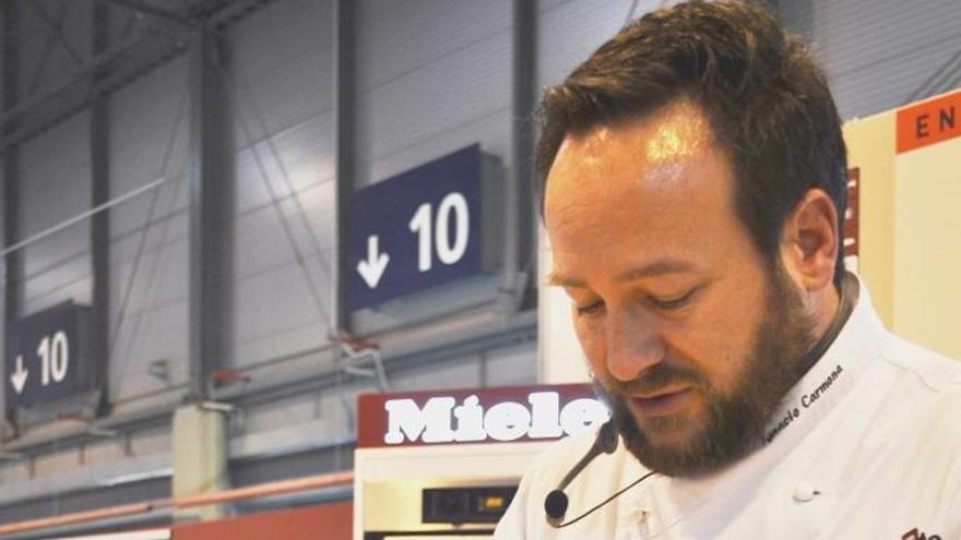 Un cocinero en el stand de &#039;Sabor Málaga&#039;.