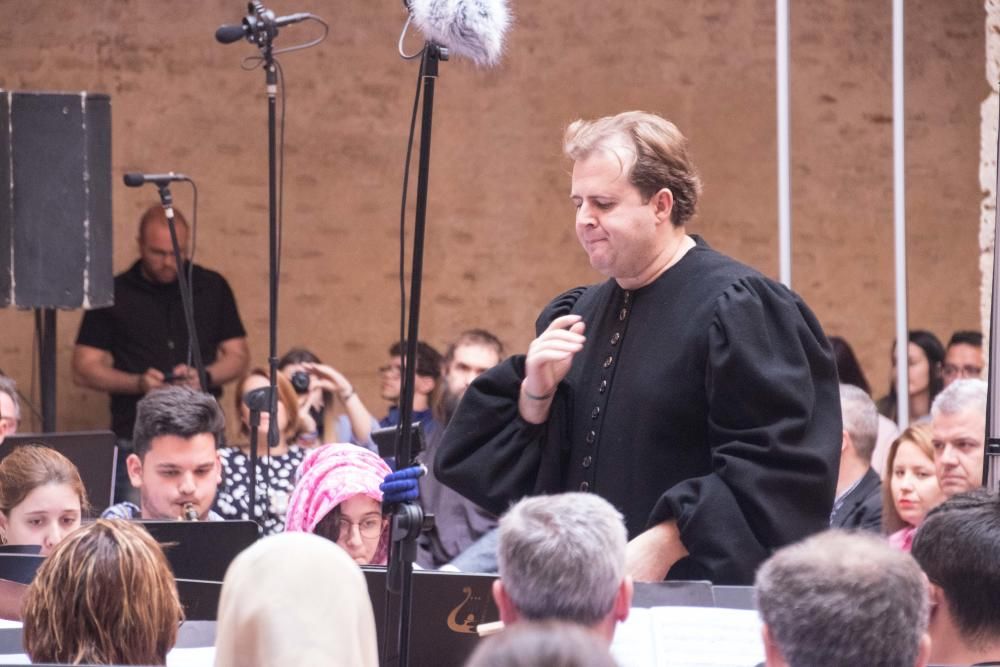 La Unió Musical d'Alaquàs interpreta "La Fulla de Malva".