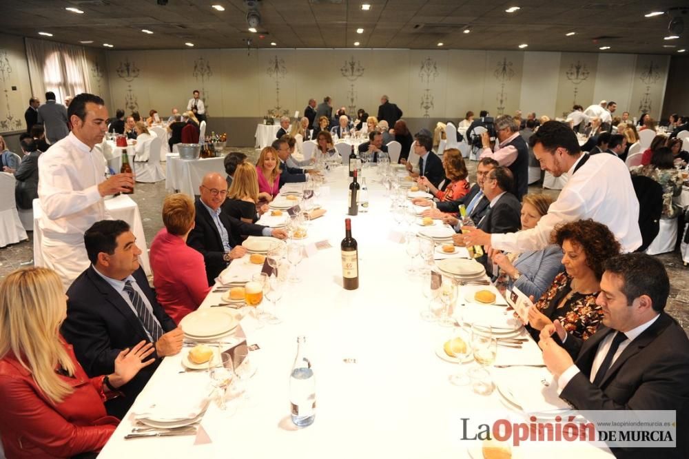 Comida de Gran Pez y Doña Sardina