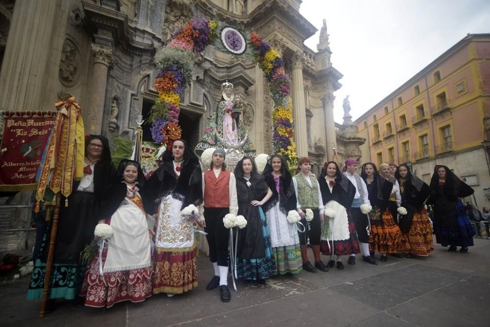 Ofrenda floral a la Morenica