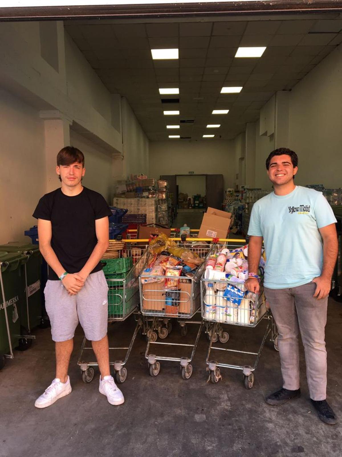 Jóvenes voluntarios de Menesianos en Casa Betania