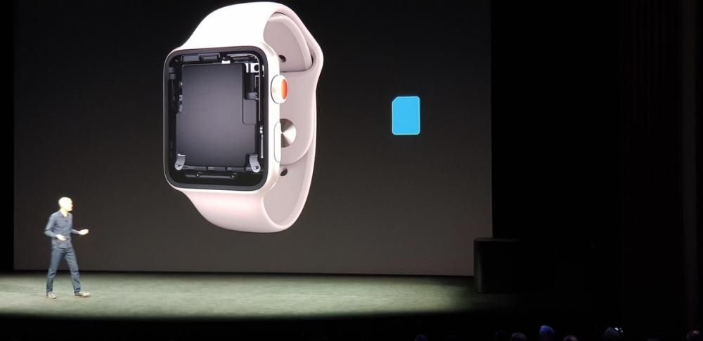 El nuevo Apple Watch Series 3 es también teléfono, pero no lleva SIM, sino eSim.