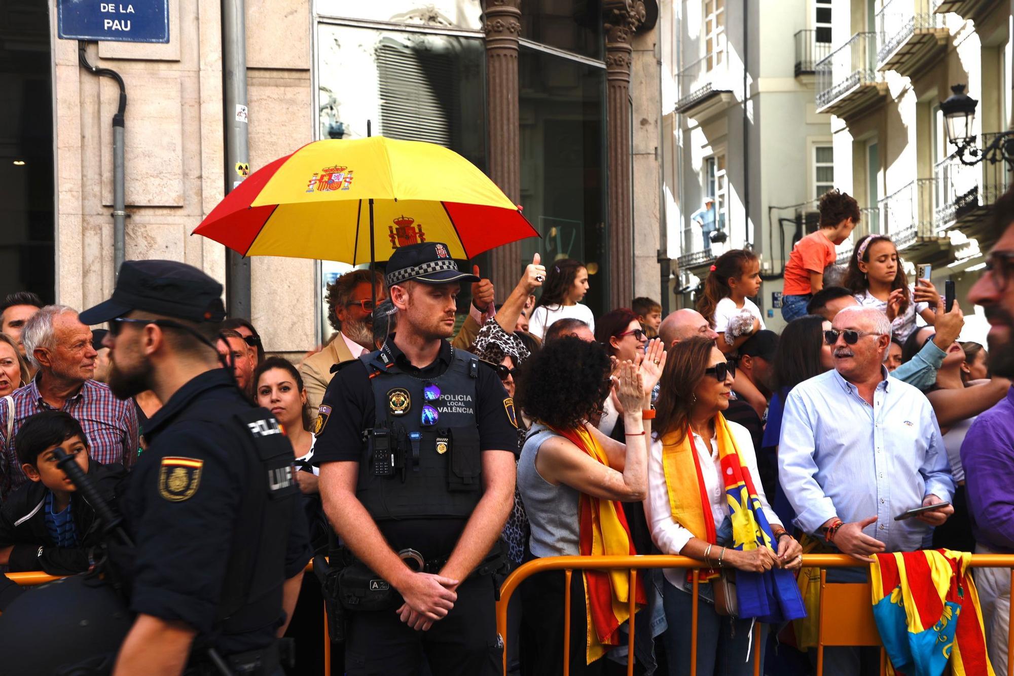 La procesión cívica deja imágenes para la historia