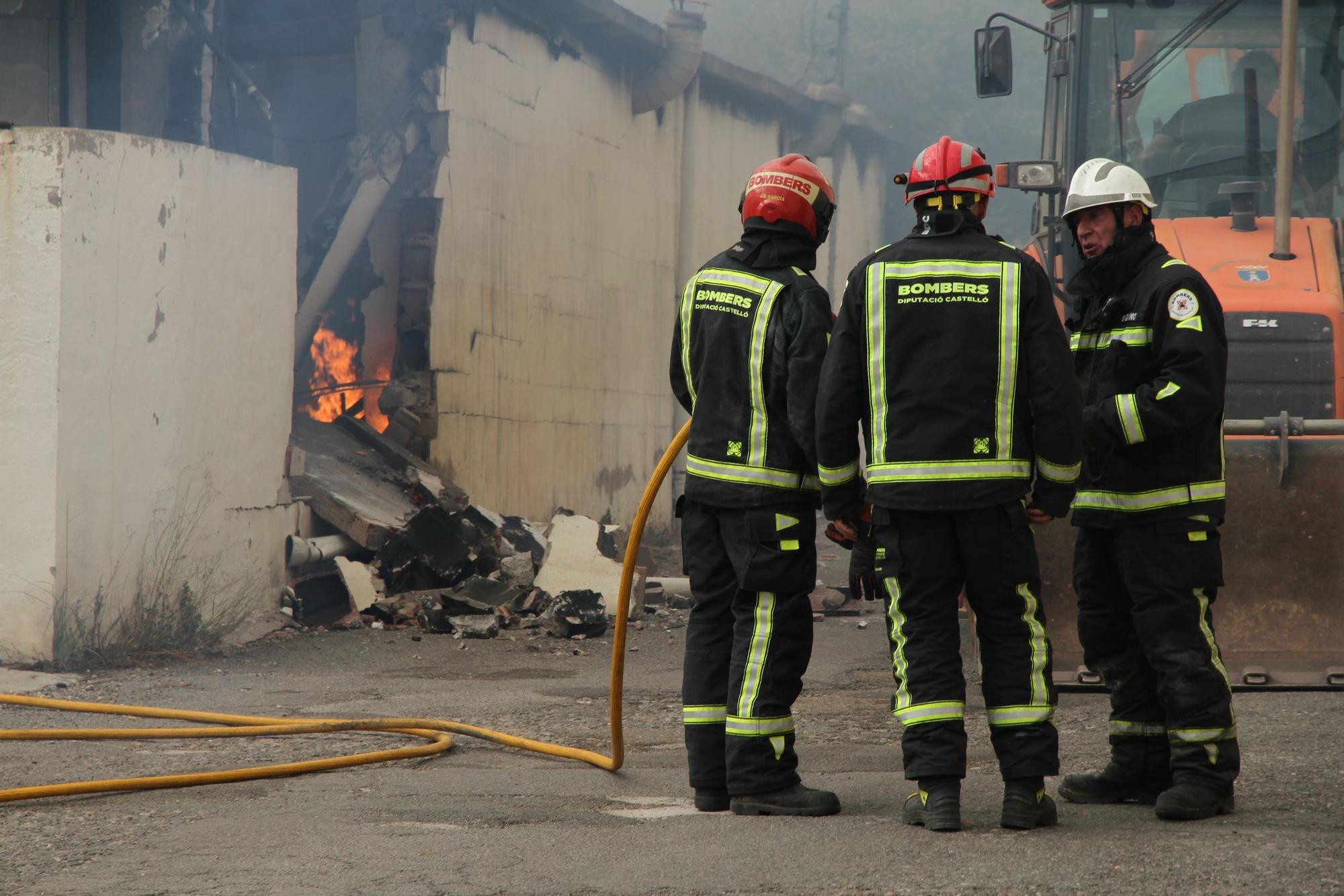 Incendio en el barranc de l'Horteta de la Vall