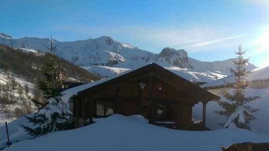 Los vecinos de La Raya exigen que se limpie la localidad tras las nevadas