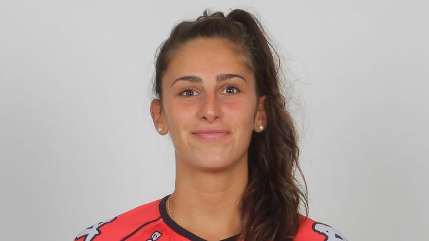 Perrine Bertrand refuerza al Mustang Elche