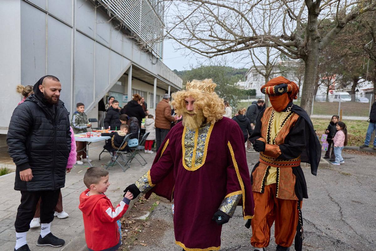 Les fotos del patges reials a Girona Est