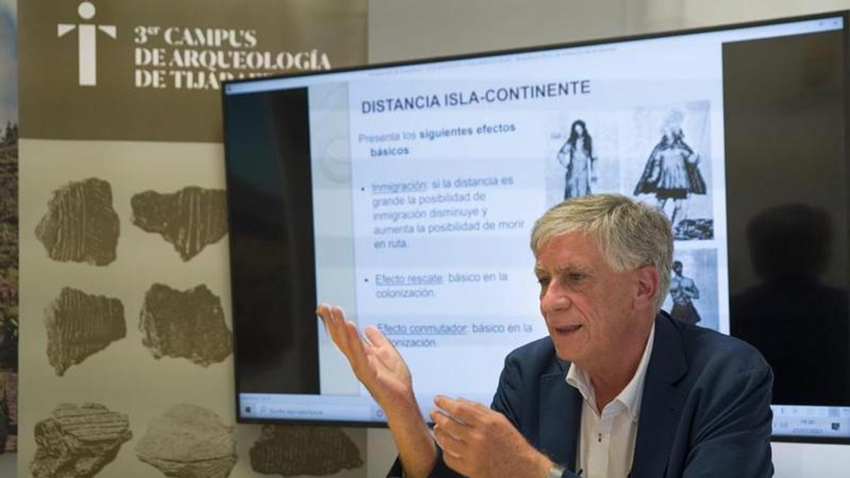 Conrado Rodríguez-Maffiote, director del Museo de Naturaleza y Arqueología, en Tenerife.