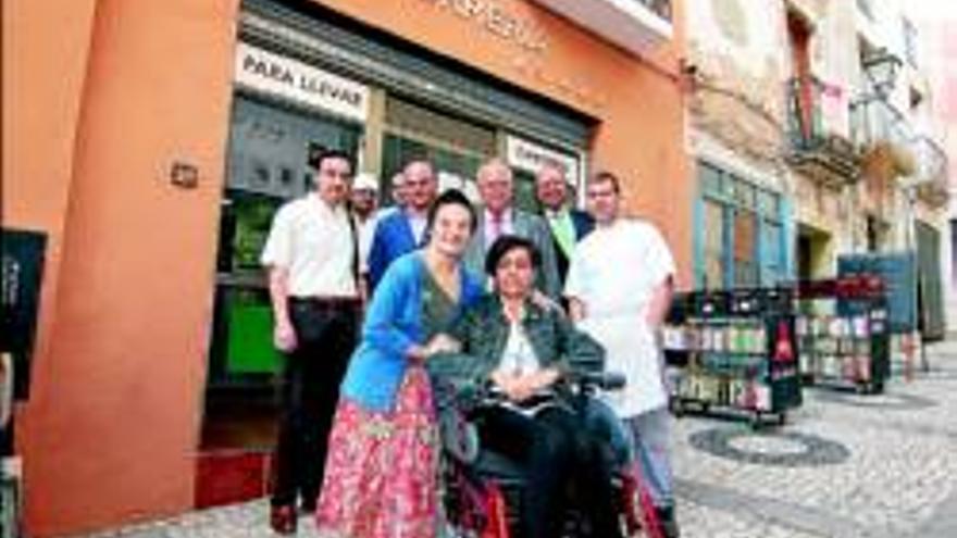 Turismo pone a disposición de los visitantes una silla de ruedas