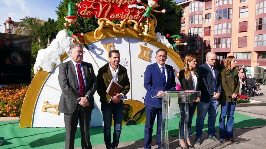 Murcia dará la bienvenida a la Navidad con drones, música, y 5.000 pulseras luminosas