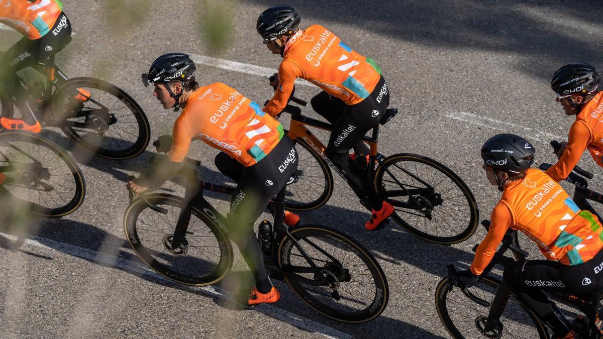 El equipo ciclista de Euskaltel-Euskadi
