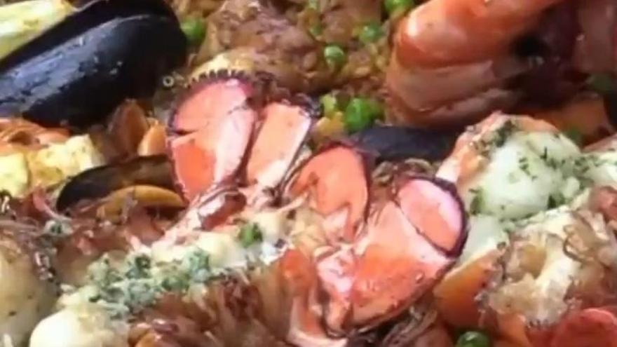 La 'bomba paella' que triunfa en Londres a 28 euros la ración
