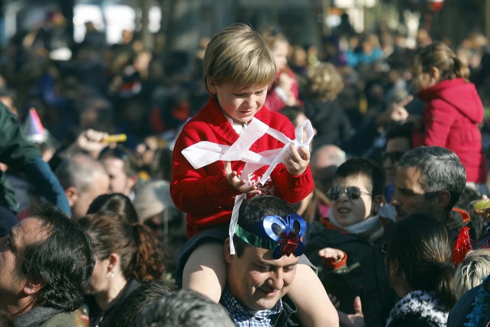 Así ha sido la Nochevieja infantil en la plaza del Ayuntamiento de València