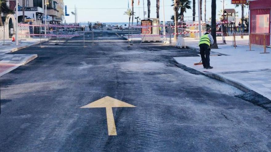 Finestrat reabre al tráfico un carril para Semana Santa en la Cala