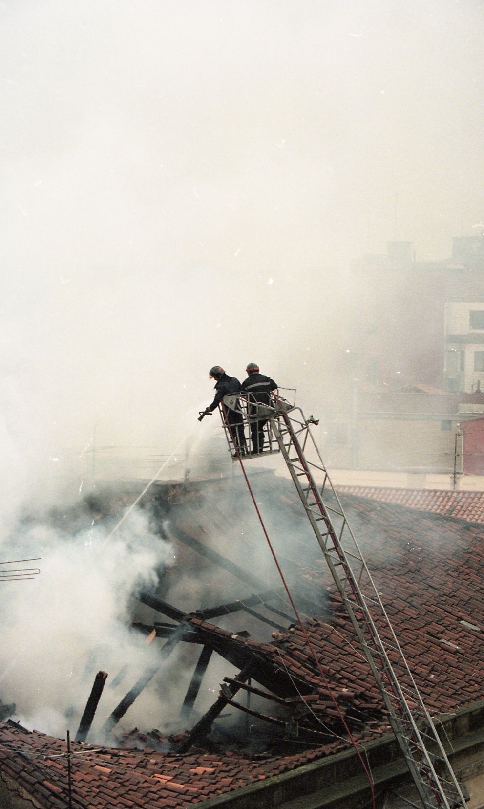 22. Incendio en la calle Pedro Duro. Gijón 1995.jpg