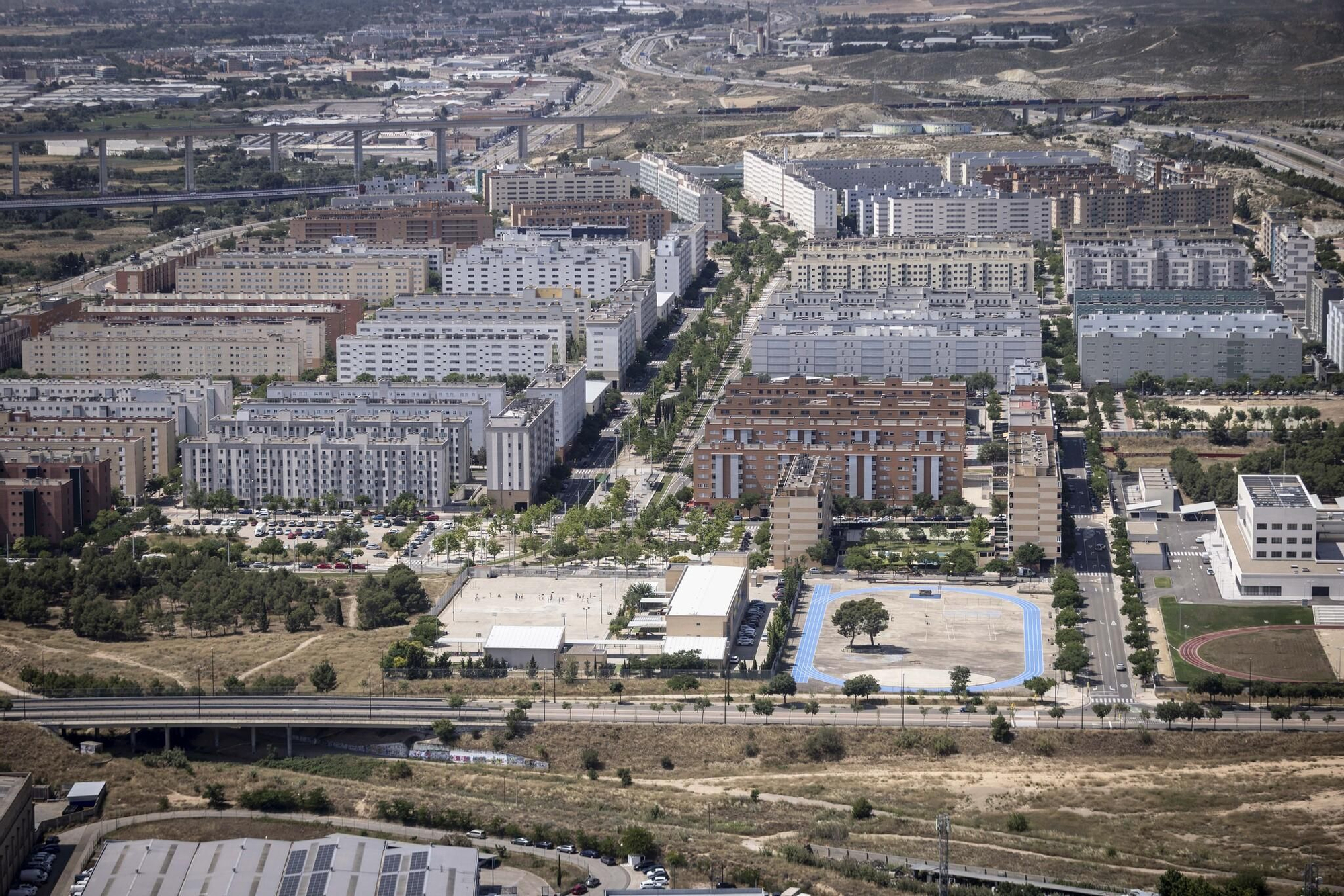 Así se ve Zaragoza desde el helicóptero de la Unidad Aérea de la Policía