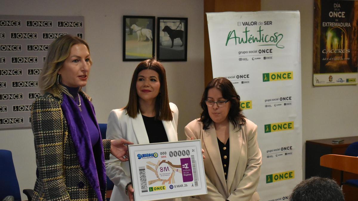 Galería | ONCE presenta su cupón del 8-M