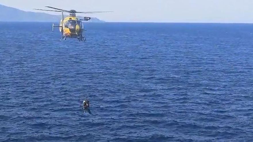 Rescaten dues persones que anaven en caiac a l&#039;Escala