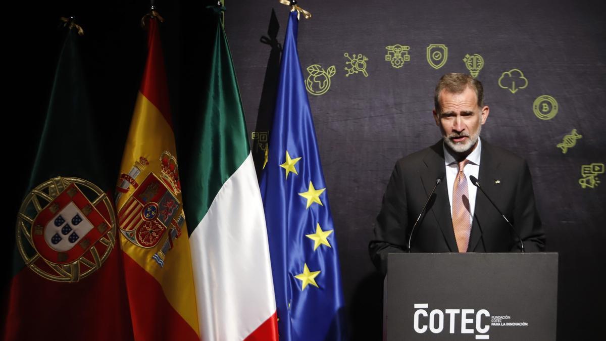 El Rey Felipe VI preside en Málaga la Cumbre Cotec
