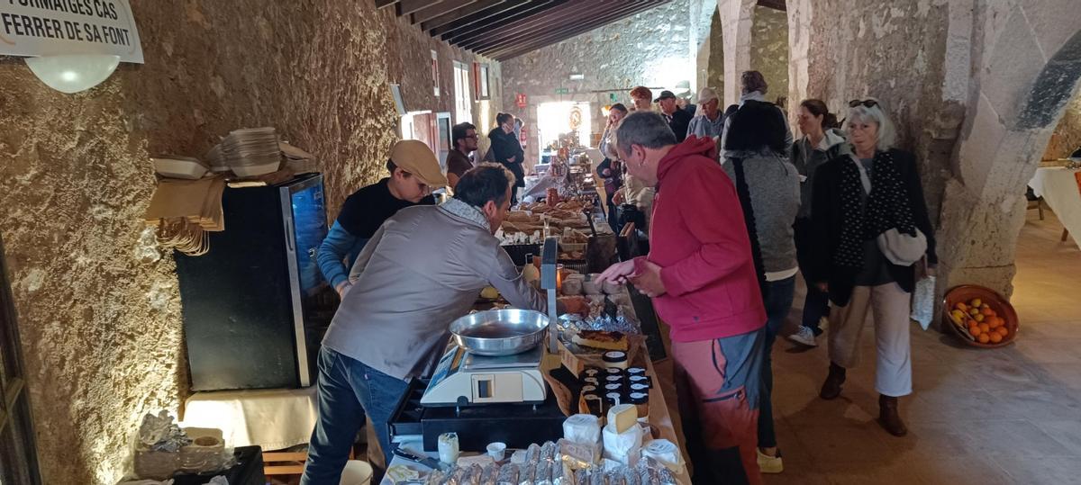 Las mejores imágenes de la Fira de la Flor d'Ametller de Son Servera