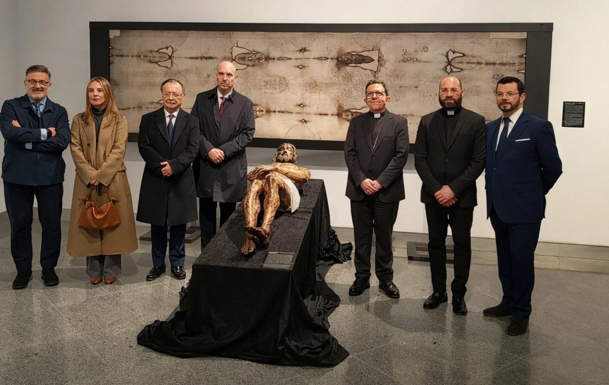 Acto inaugural de la exposición.