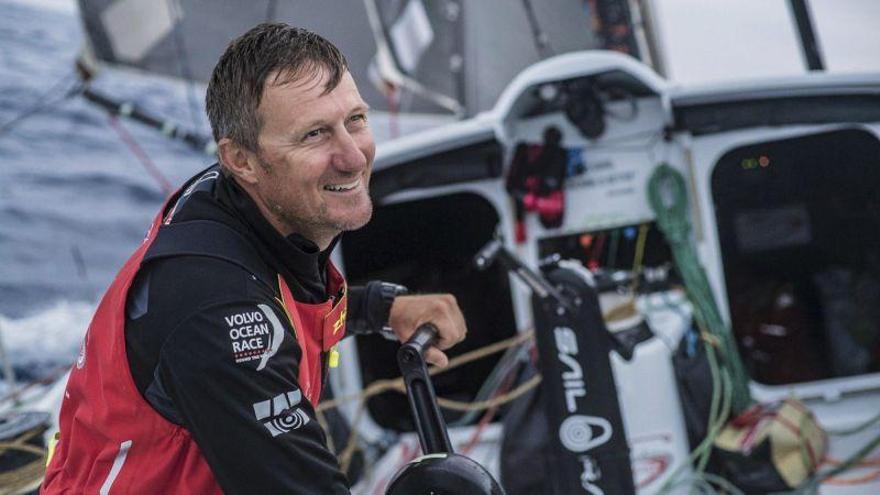 Cae al agua y desaparece un tripulante de la Volvo Ocean Race