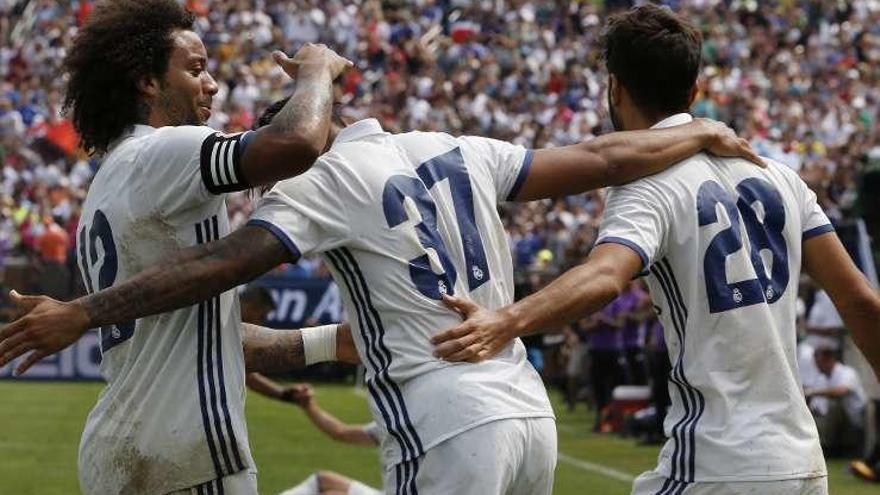 Marcelo, con dos tantos, lidera la primera victoria del Madrid