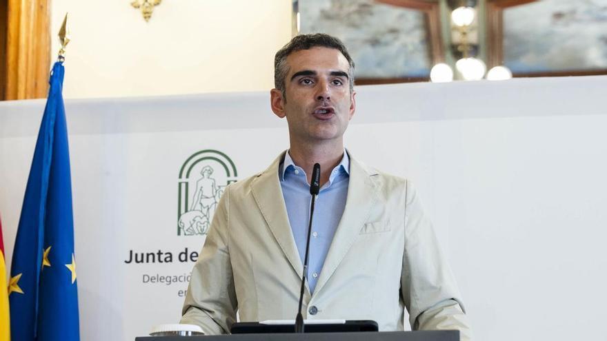 Ramón Fernández-Pacheco, el consejero de Agricultura que ha sobrevivido al pacto del PP y Vox