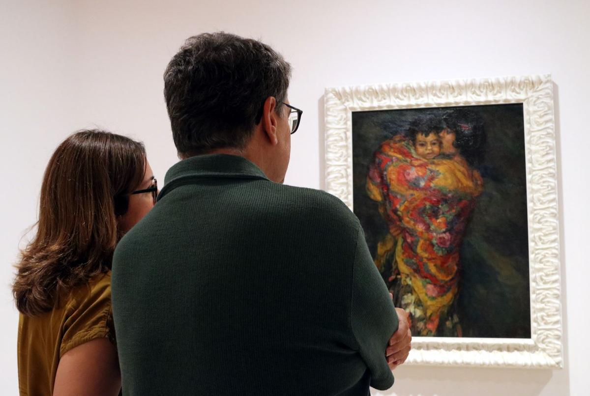 L'obra "Gitana amb nen en braços" de Joan Cardona forma part de l'exposició Thyssen a Sant Feliu de Guíxols.