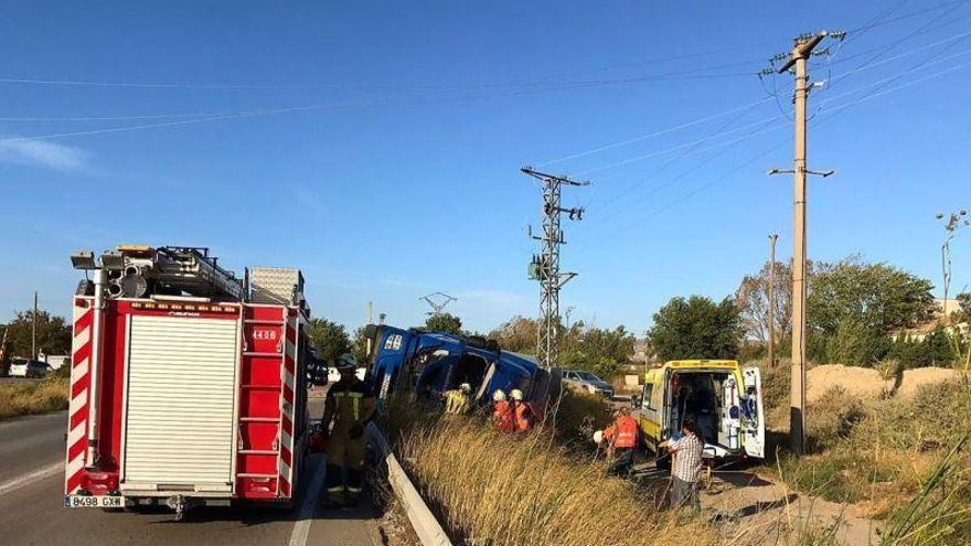 Herido un camionero en un accidente en la N-232, en Burgo de Ebro