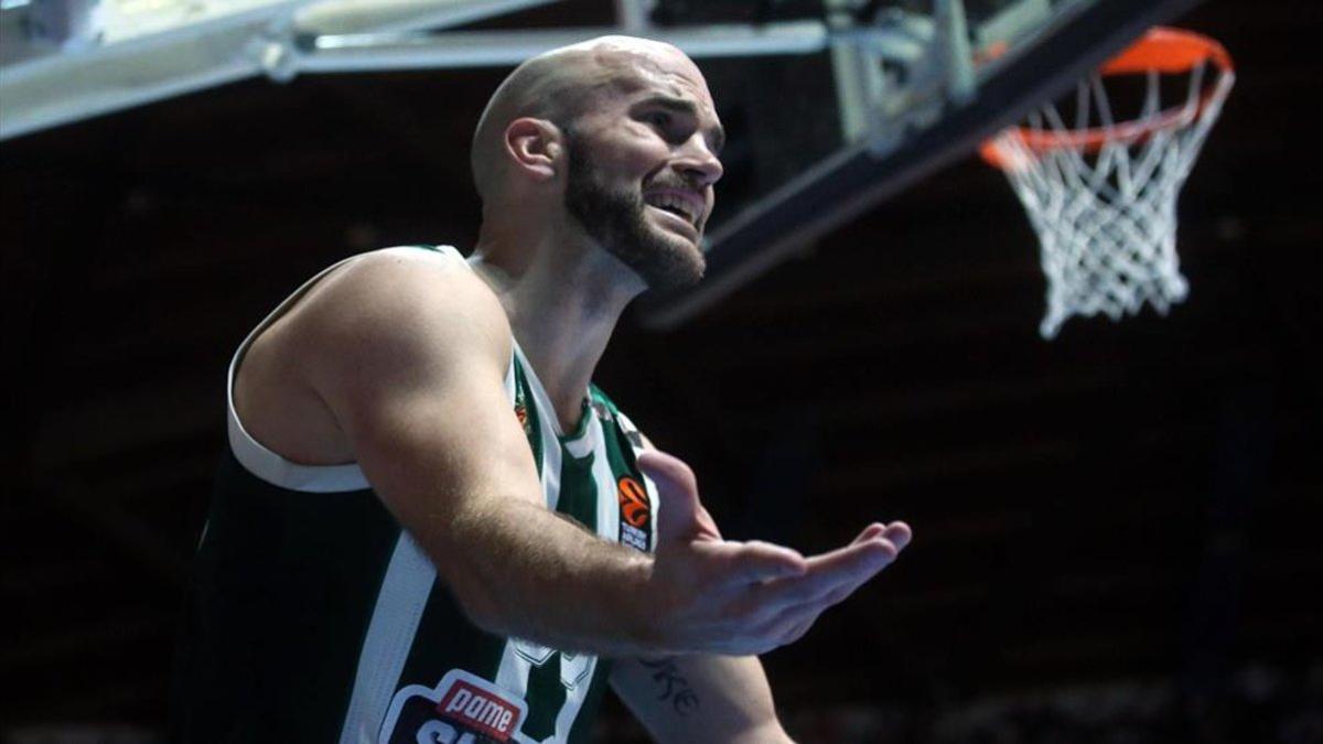 Calathes finiquitó su etapa en el PAO y el Barça le espera