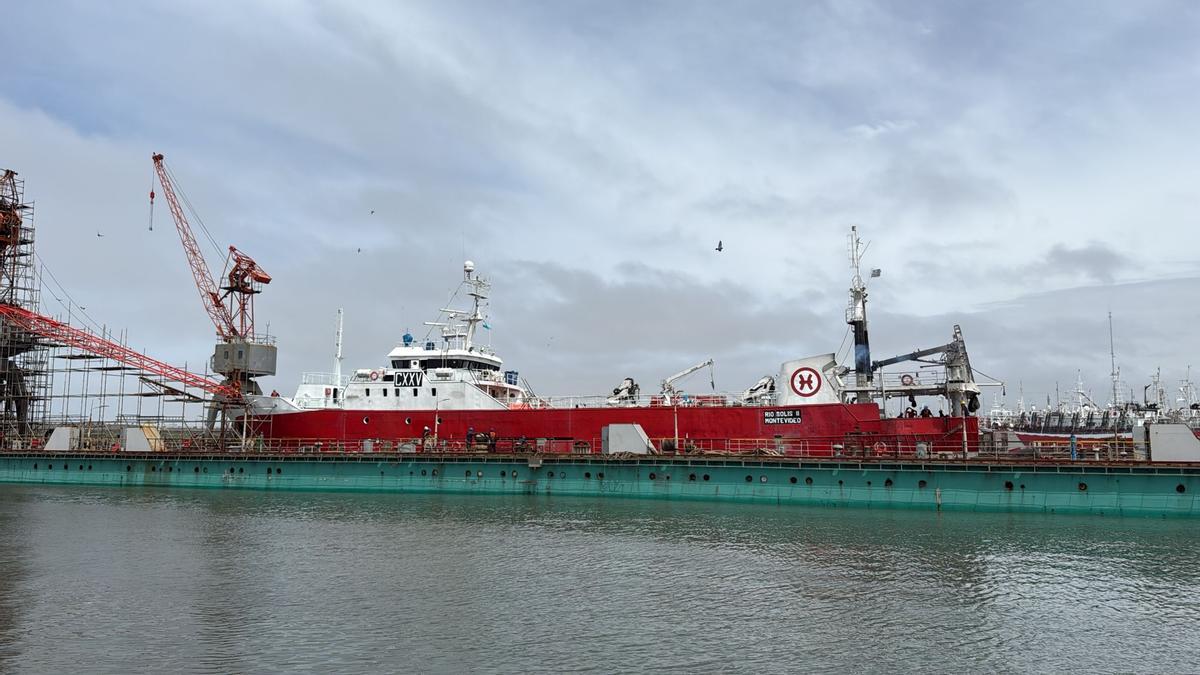 El «Río Solís II» de una varada el año pasado