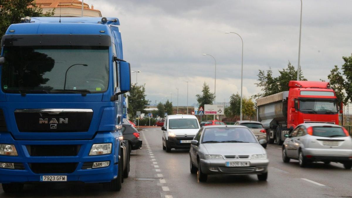La ocupación en el 2009 de parte de los terrenos para abrir la avenida França en dirección a Castellón es el motivo del nuevo retraso en la entrada en vigor del presupuesto del 2023.
