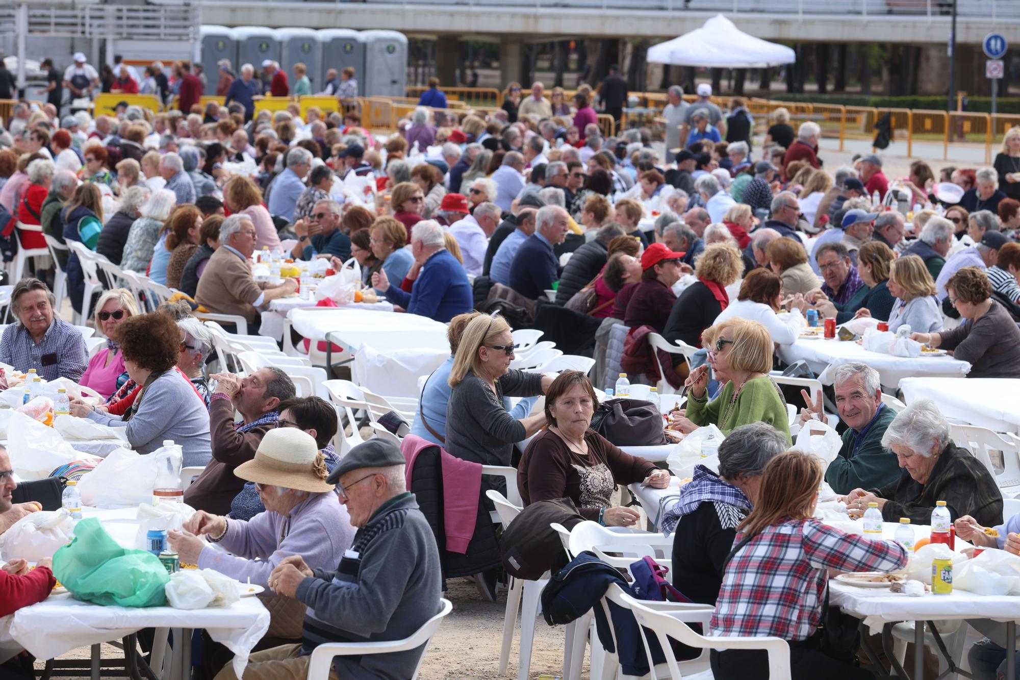 Paellas organizadas por la concejalía de atención a personas mayores del Ayuntamiento de València