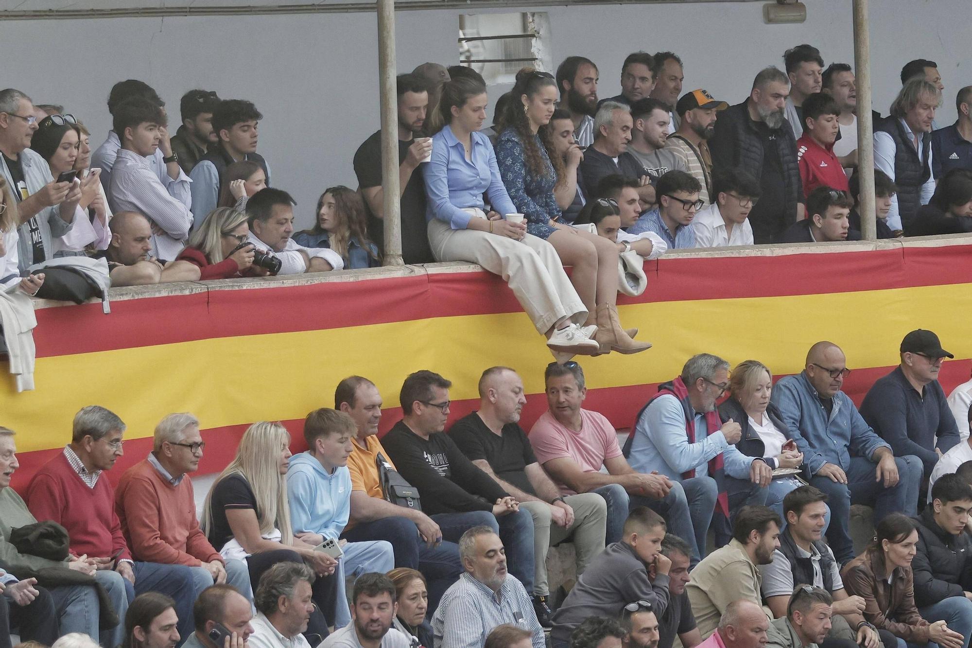FOTOS | Lleno absoluto en la plaza de toros de Inca con los Miura